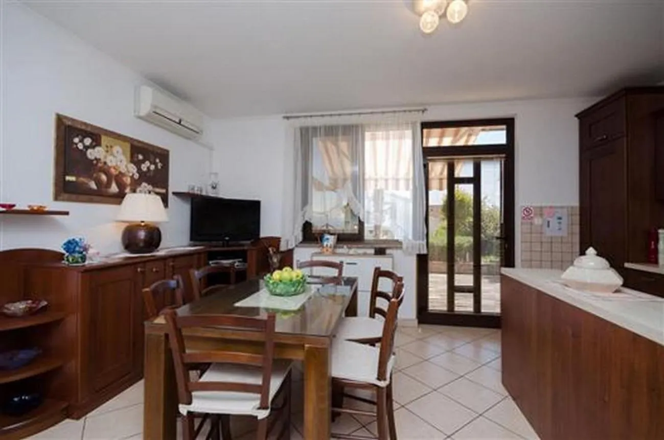 Apartments With A Parking Space Lovran, Opatija - 23701