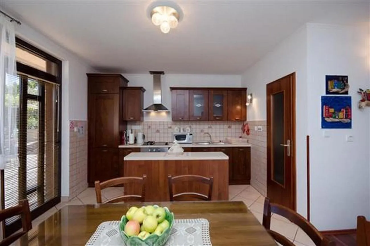 Apartments With A Parking Space Lovran, Opatija - 23701