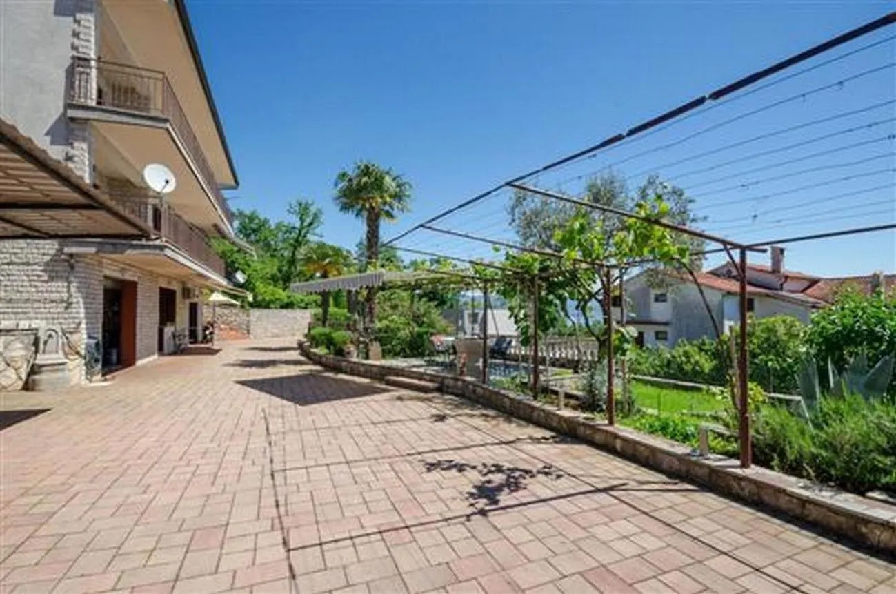 Apartments With A Parking Space Lovran, Opatija - 23701