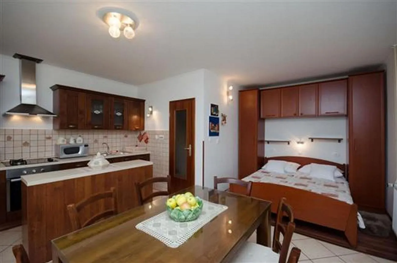 Apartments With A Parking Space Lovran, Opatija - 23701 크로아티아