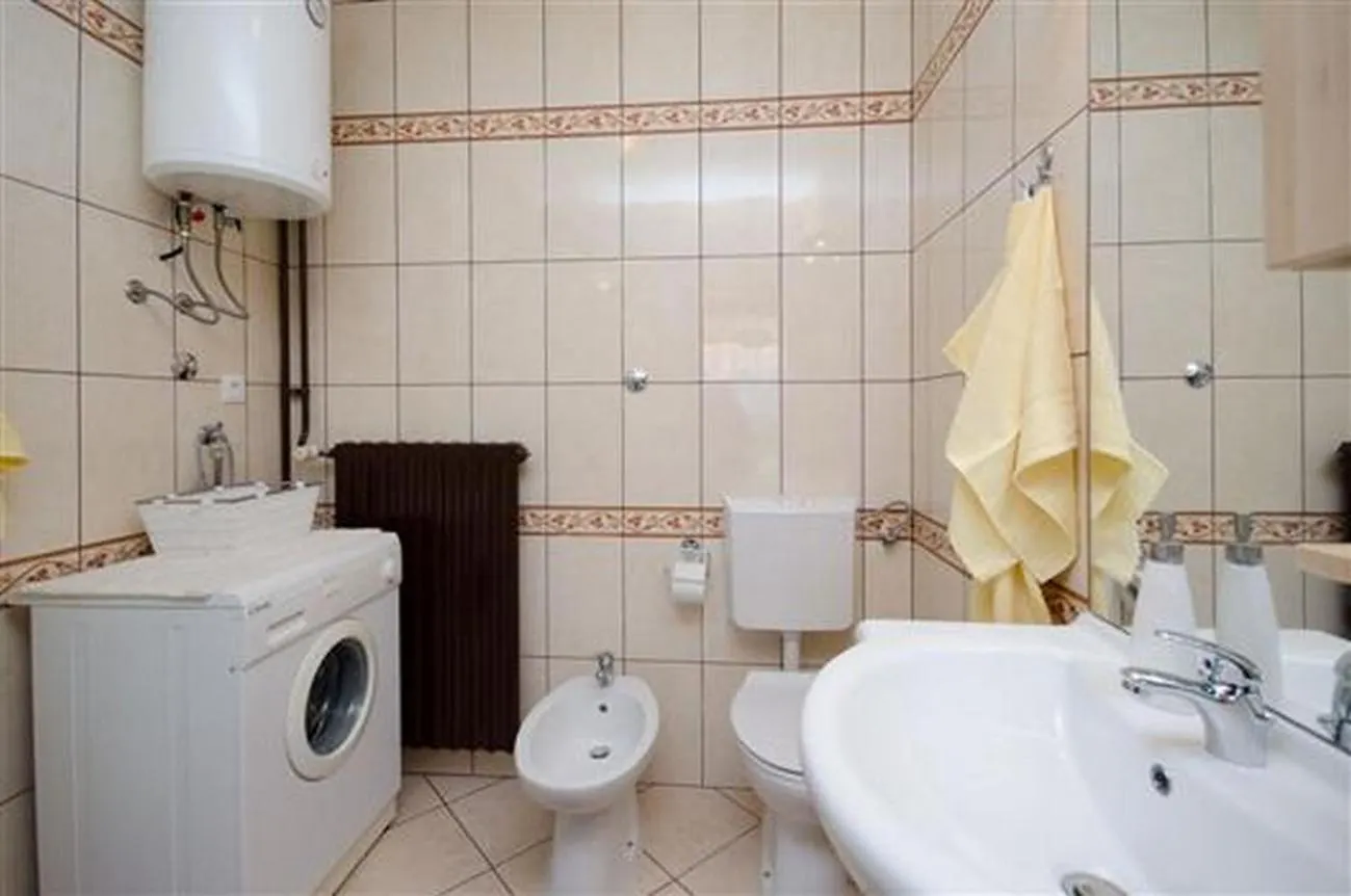 Apartments With A Parking Space Lovran, Opatija - 23701 로브란