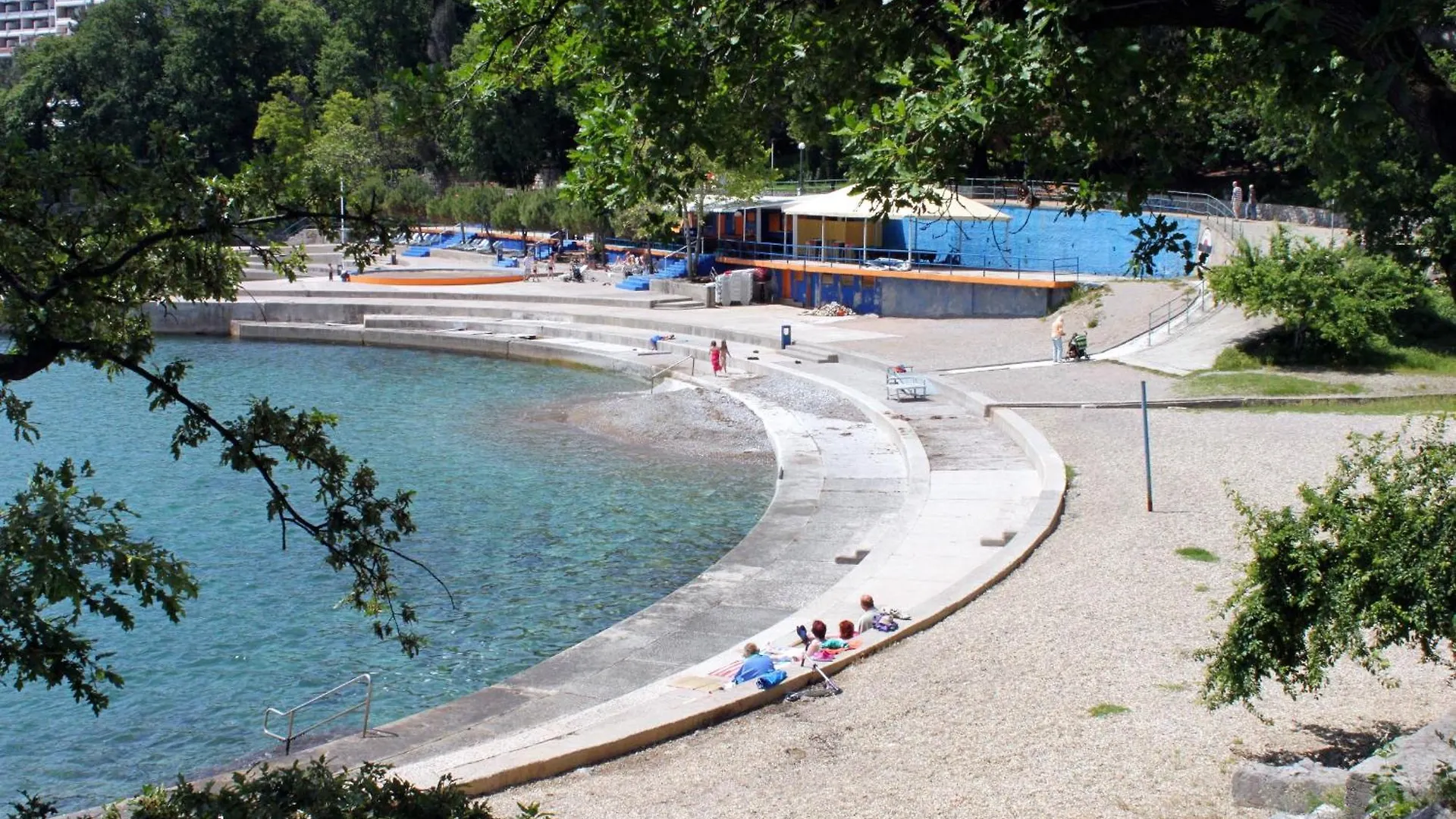 Apartments With A Parking Space Lovran, Opatija - 23701  로브란